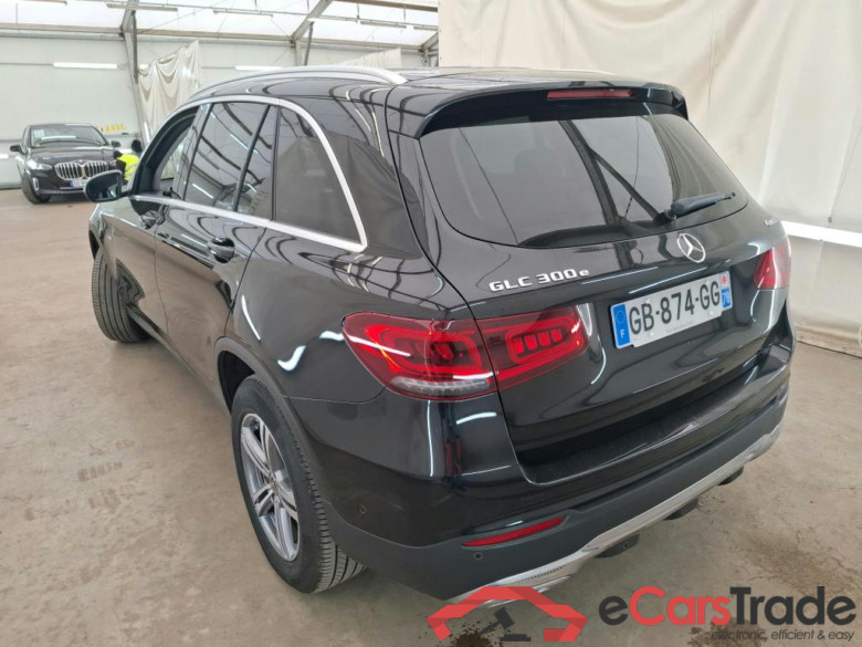 MERCEDES-BENZ GLC / 2019 / 5P / SUV 2.0 GLC 300 E BUSINESS LINE 4MATIC #2