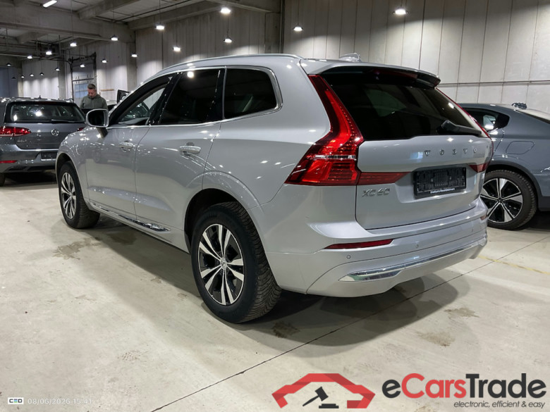 VOLVO XC60 2.0 T6 PHEV CORE AUTO 4WD #3