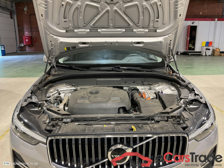 VOLVO XC60 2.0 T6 PHEV CORE AUTO 4WD #6