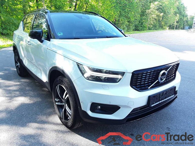 Volvo XC40 (2017->) DE - SUV5 T3 2WD EU6d, R-Design, 2020 - 2022