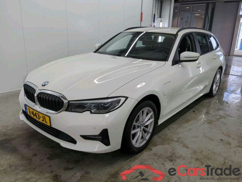 BMW 3-serie Touring 320e Bns Ed.P #1