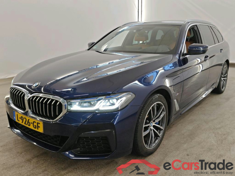 BMW 5 Serie Touring 530e M Sport + Harman Kardon, BMW Laserlight #1