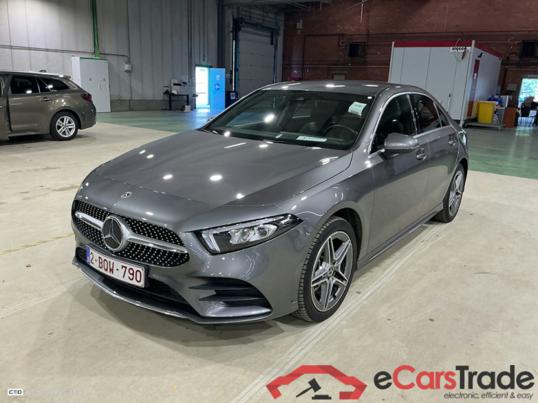 MERCEDES-BENZ A-Klasse 1.3 A 250 E DCT