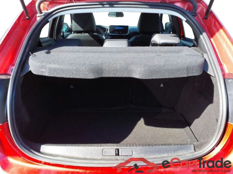 Peugeot 208 Allure 1.2 PureTech 100 S&S BVM6 #3