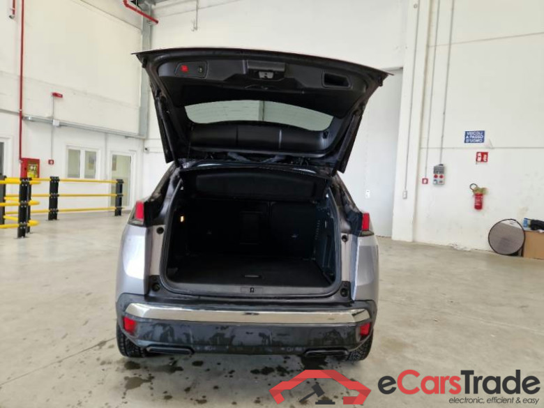 PEUGEOT 3008 / 2016 / 5P / SUV BLUEHDI 130 EAT8 SeS ALLURE #5