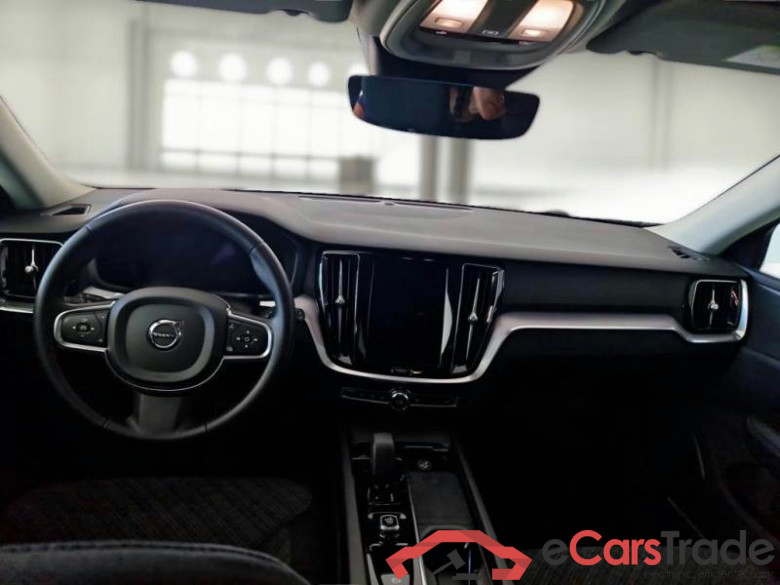 VOLVO V60 / 2019 / 5P / STATION WAGON B4 D AUTOM.CORE #3