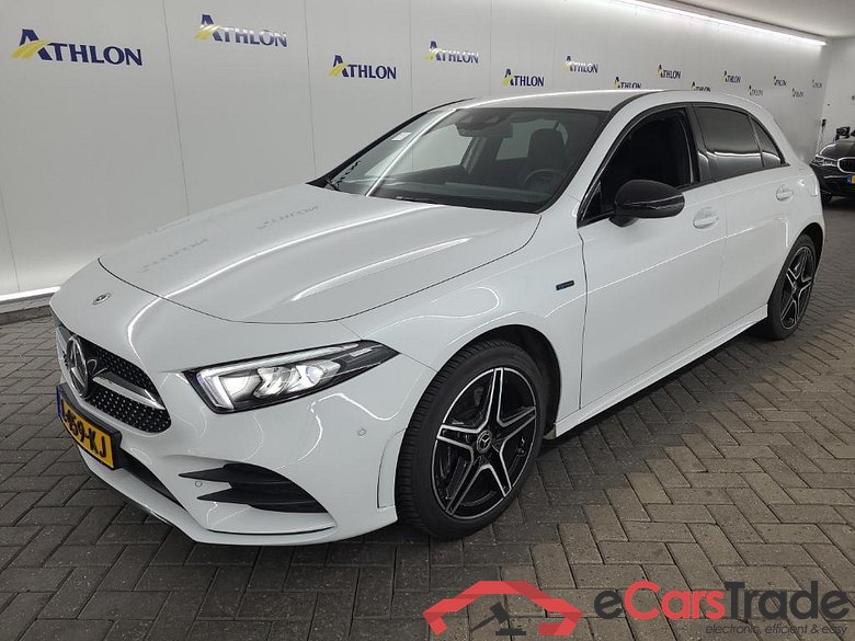 MERCEDES-BENZ A-klasse A 250 e 8G-DCT Business Sol AMG Limited 5D 160kW
