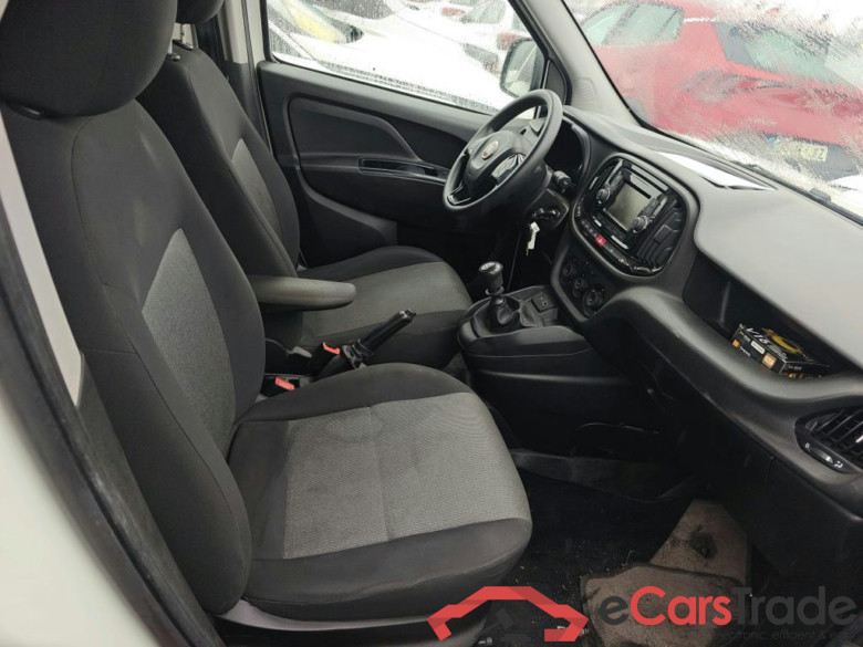 FIAT Doblò Cargo /4P/ Maxi SX 1.6 105 CV #6