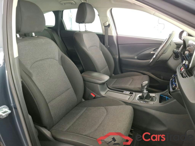 HYUNDAI i30 Sport Wagon  2020  5P  Break 10 TGDI 120 MHEV IMT CREATIVE SW #6