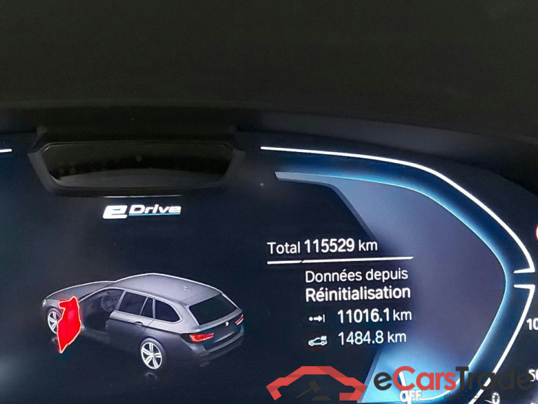BMW - BMW 5 TOURING 530e 292PK Business Edition With Heated Dakota Seats & Driving Assistant Pro & Safety Pack & Parking Assistant  * HYBRID * #5