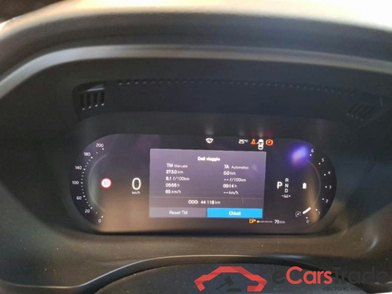 VOLVO XC60 / 2021 / 5P / SUV B4 D AWD AUTOMATICO CORE #4