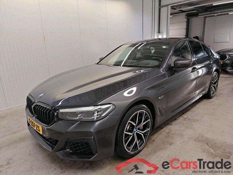 BMW 5-serie 530e Bns Edit.+