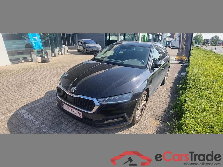 SKODA Octavia Combi PHEV Octavia SW PHEV 1.4 TSI Ambition DSG #1