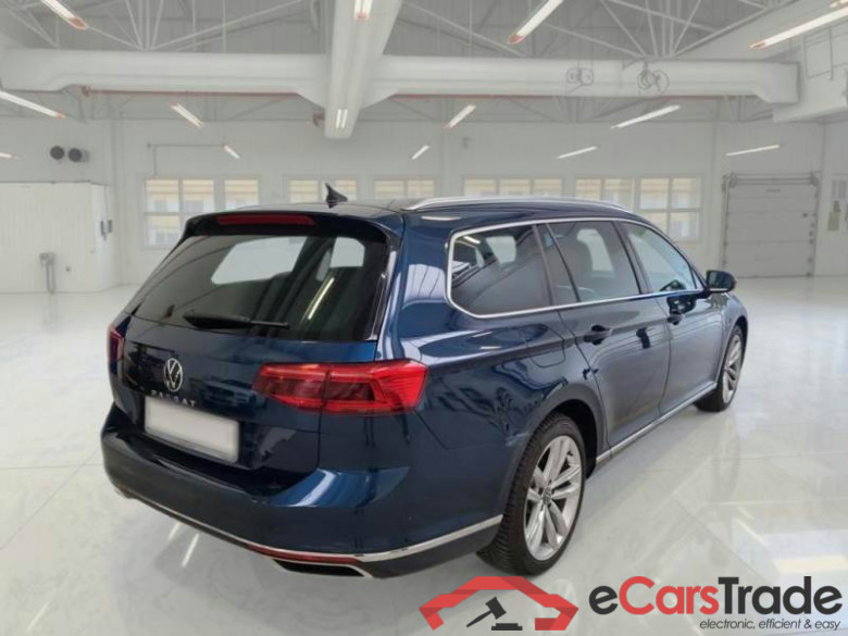 VOLKSWAGEN PASSAT / 2019 / 5P / STATION WAGON VAR. 2.0 TDI SCR EVO 110KW EXECUTIVE DSG #2