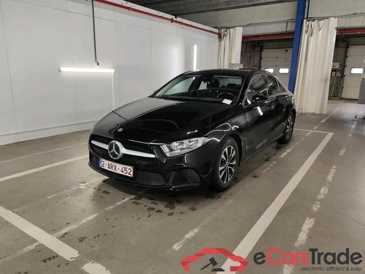 Mercedes A-Klasse Limousine A-Klasse Limousine A 180 Business Solution 100kW/136pk  4D/P Auto-7