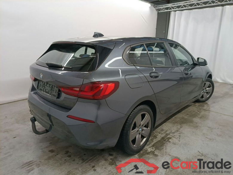 BMW 1 Reeks Hatch 116dA (85 kW) 5d #2