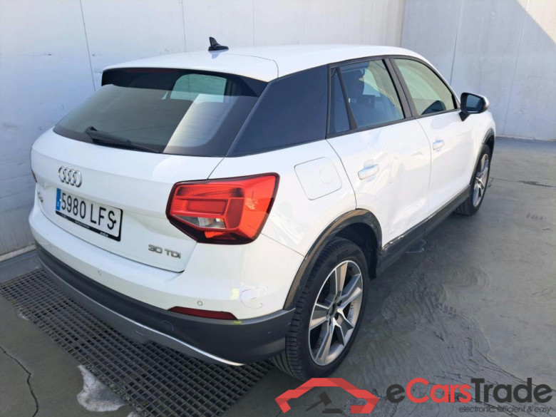 AUDI Q2 / 2016 / 5P / todoterreno Design 30 TDI 85kW (116CV) #2