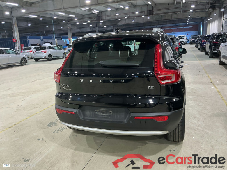 VOLVO XC40 1.5 T2 CORE AUTO #5