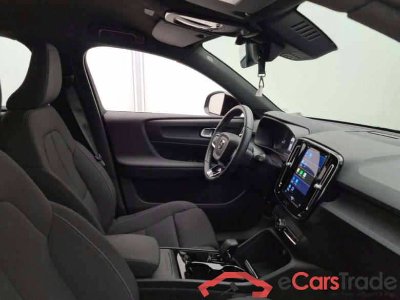 VOLVO XC40 RECHARGE CORE #3