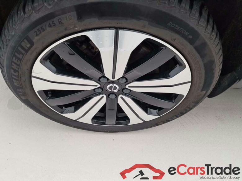 VOLVO XC40 RECHARGE CORE #4