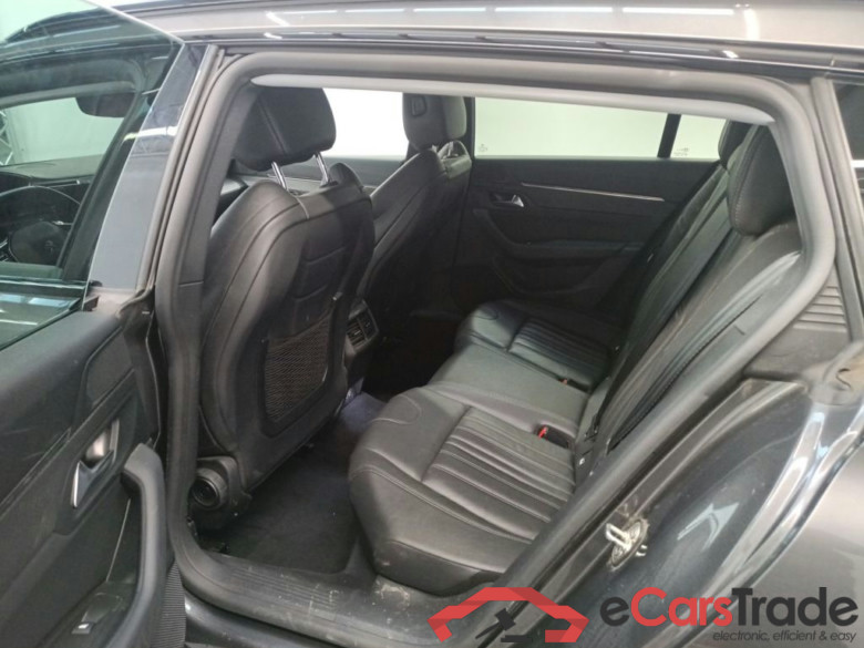 Peugeot 508 SW 1.6 Hybrid 225 e-EAT8 Allure Pack 5d #3