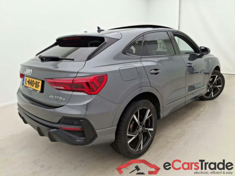 AUDI Q3 Sportback 45 TFSI e S Edition #2