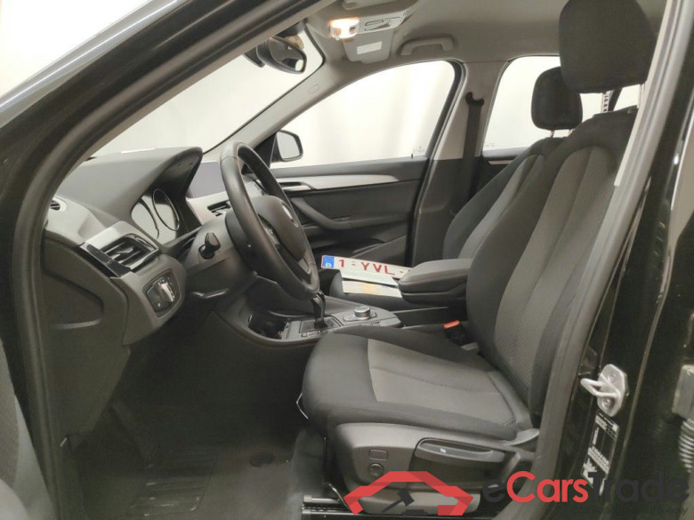 BMW X1 sDrive16dA (85 kW) 5d #3