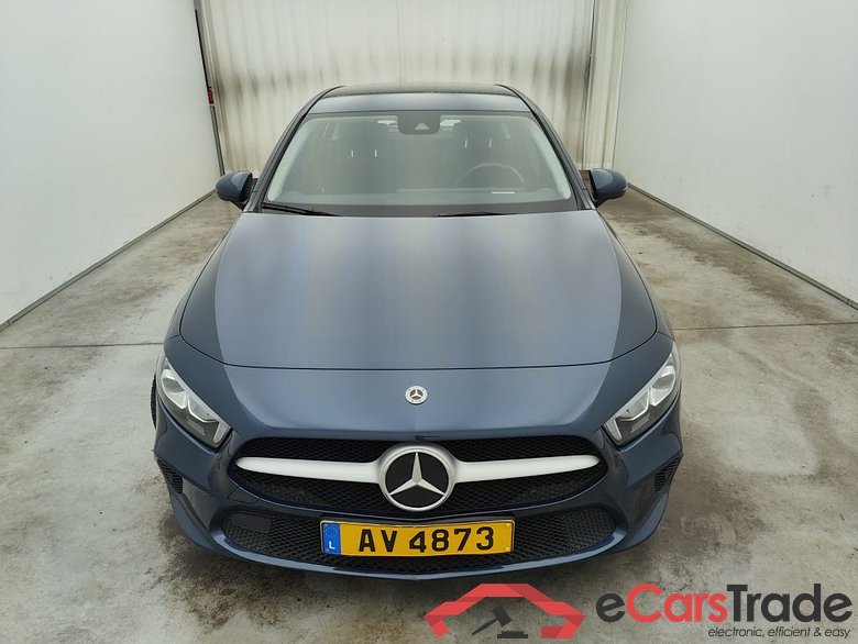 MERCEDES CLASSE A DIESEL (W177) A 180 d 116 Business Solution Essential 5d #5