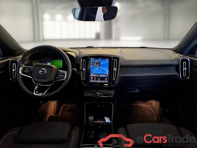 VOLVO C40 / 2021 / 5P / CROSSOVER RECHARGE TWIN ULTIMATE #3