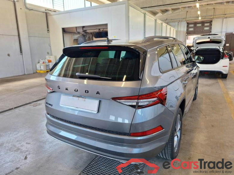 SKODA KODIAQ / 2021 / 5P / SUV 1.5 TSI ACT SPORTLINE DSG 7P #2