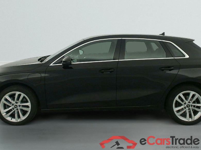 Audi A3 Sportback 40 TFSIE 204 S TRONIC 6 BUSINESS LINE #4
