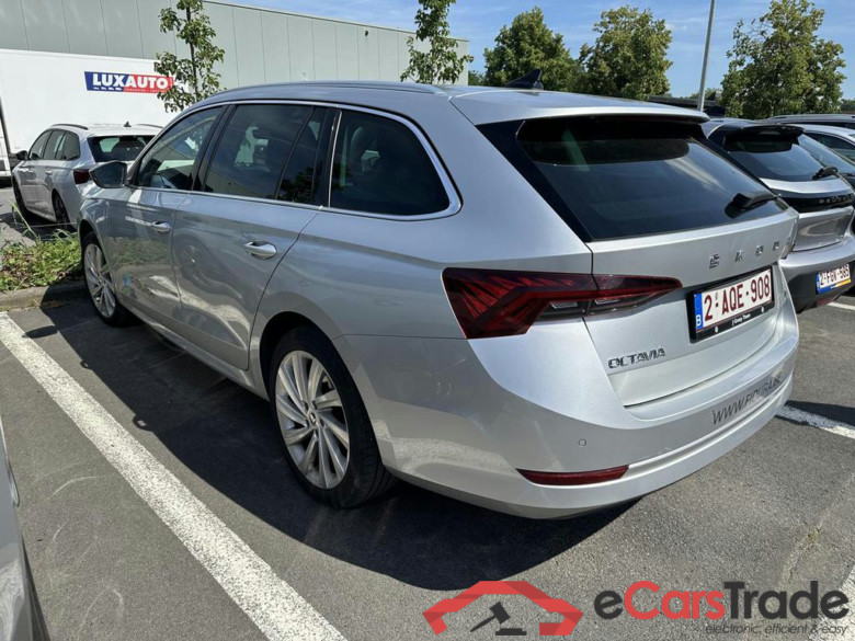 SKODA Octavia Combi PHEV Octavia SW PHEV 1.4 TSI Clever DSG #4