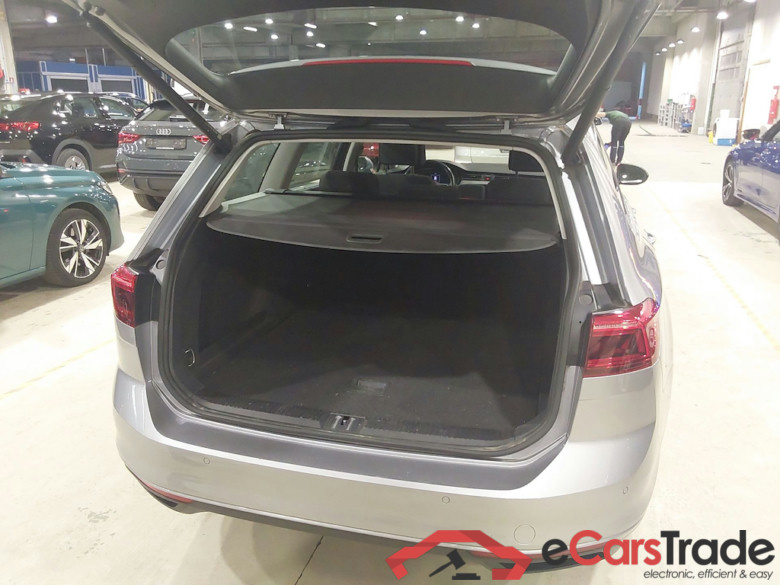 VOLKSWAGEN Passat 2.0 TDI 90KW MSQ VARIANT STYLE BUSINESS #3