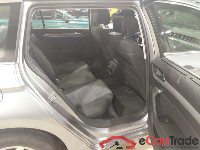 VOLKSWAGEN Passat 2.0 TDI 90KW MSQ VARIANT STYLE BUSINESS #5