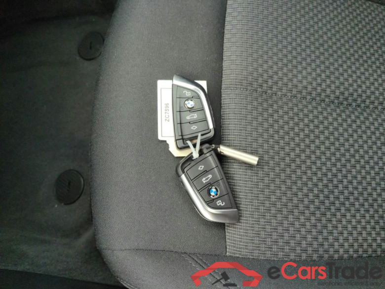BMW 1 Reeks Hatch 116iA (80 kW) 5d #4