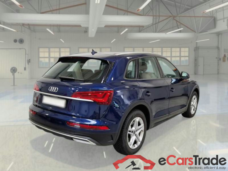 AUDI Q5 / 2020 / 5P / SUV 35 TDI BUSINESS S TRONIC #2