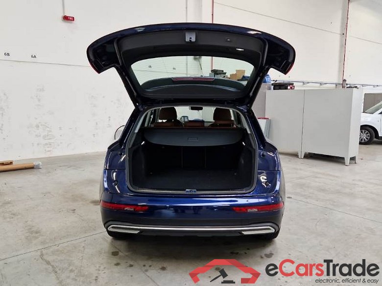AUDI Q5 / 2020 / 5P / SUV 35 TDI BUSINESS S TRONIC #5