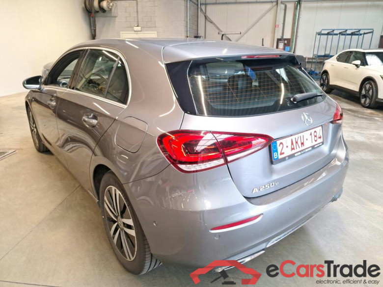 MERCEDES-BENZ CLASS A (W177) A 250 e PHEV Business Solution #3
