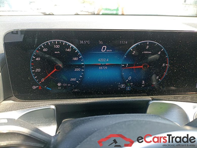 MERCEDES-BENZ GLB / 2019 / 5P / todoterreno 2.0 GLB 200 D 4MATIC DCT 110KW (150CV) #4