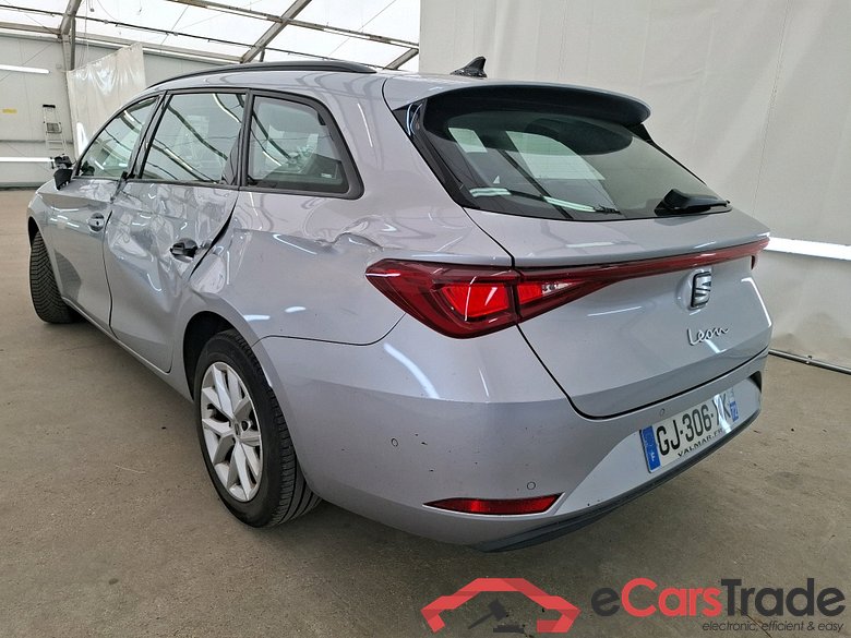 SEAT Leon Sportstourer / 2020 / 5P / Break 1.0 eTSI 110 DSG S&S Style Business #2