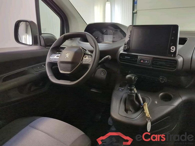 PEUGEOT Partner 1.2 PT. Premium #3