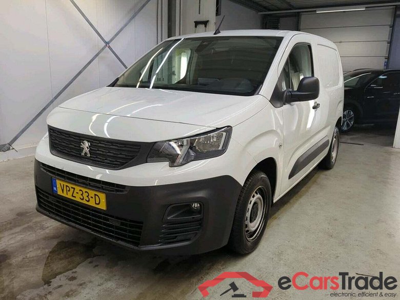 PEUGEOT Partner 1.2 PT. Premium #1