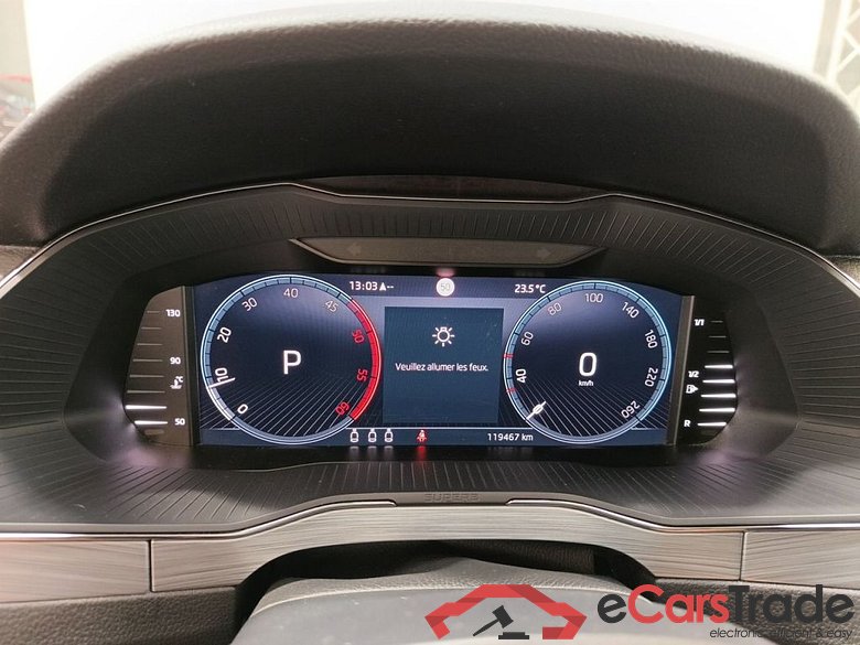 Skoda Superb Combi 2.0 CRTDI 110kW DSG7 Clever 5d #6