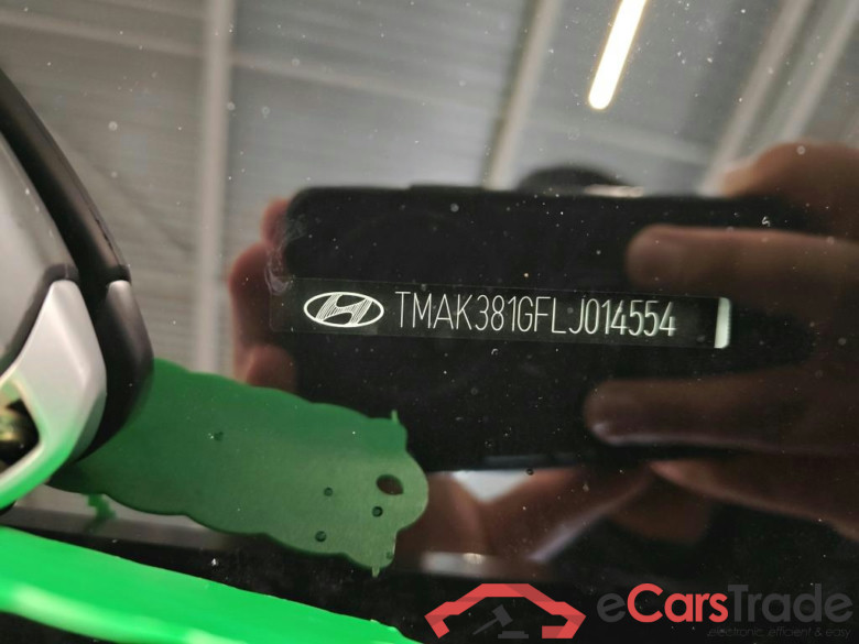 Hyundai KONA Fashion Electric 64 kWh 5d #6