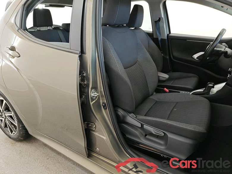 Toyota Yaris 1.5 Hybrid Dynamic Automaat 5d #3