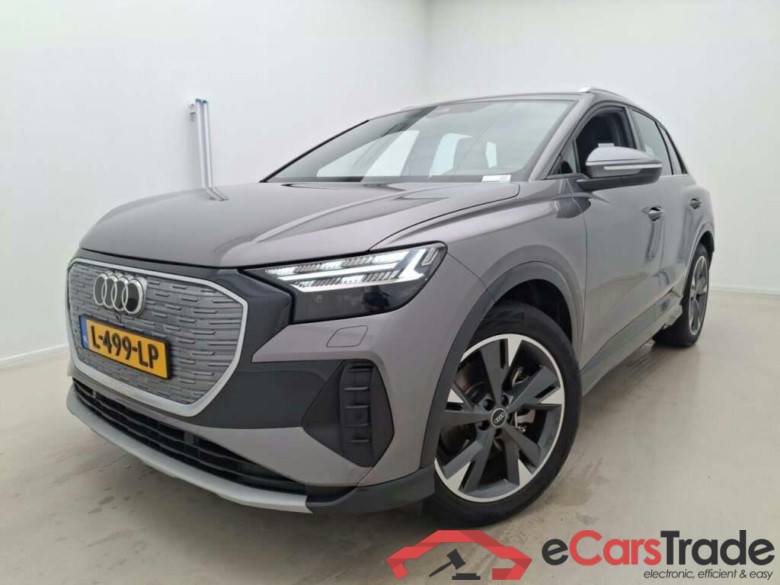 AUDI Q4 e-tron 40 L ed. Adv. 77 kWh #1