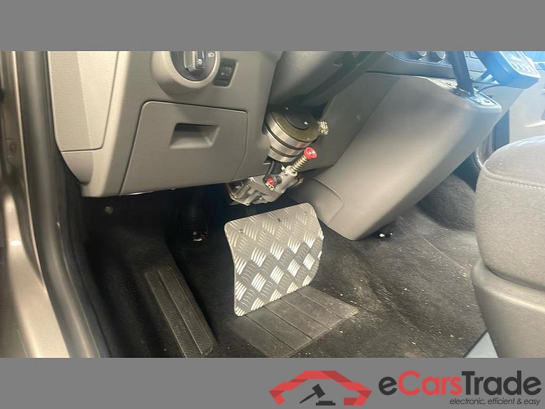 VOLKSWAGEN Transporter T6.1 1400 Caravelle Swb Dsl Transporter 2.0 TDi SCR BMT Comfortline DSG (EU6d-T) #5