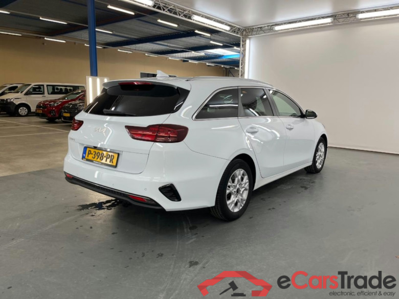 KIA CEED SPORTSWAGON 1.5 T-GDi MHEV DynamicPlusLine #4