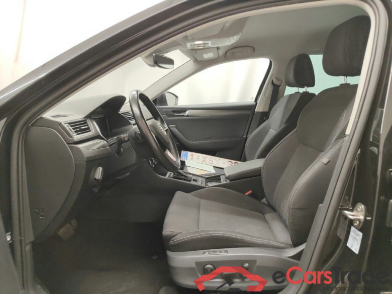 Skoda Superb Combi 1.4 TSI iV 160kW DSG6 Style 5d #3