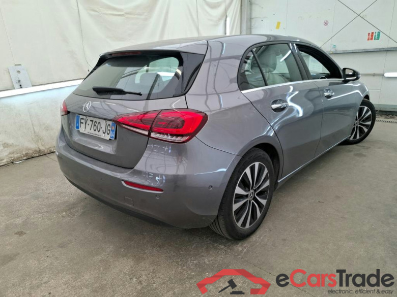 MERCEDES-BENZ Classe A Compact / 2018 / 5P / Berline A 180 d Business Line 8G-DCT #3